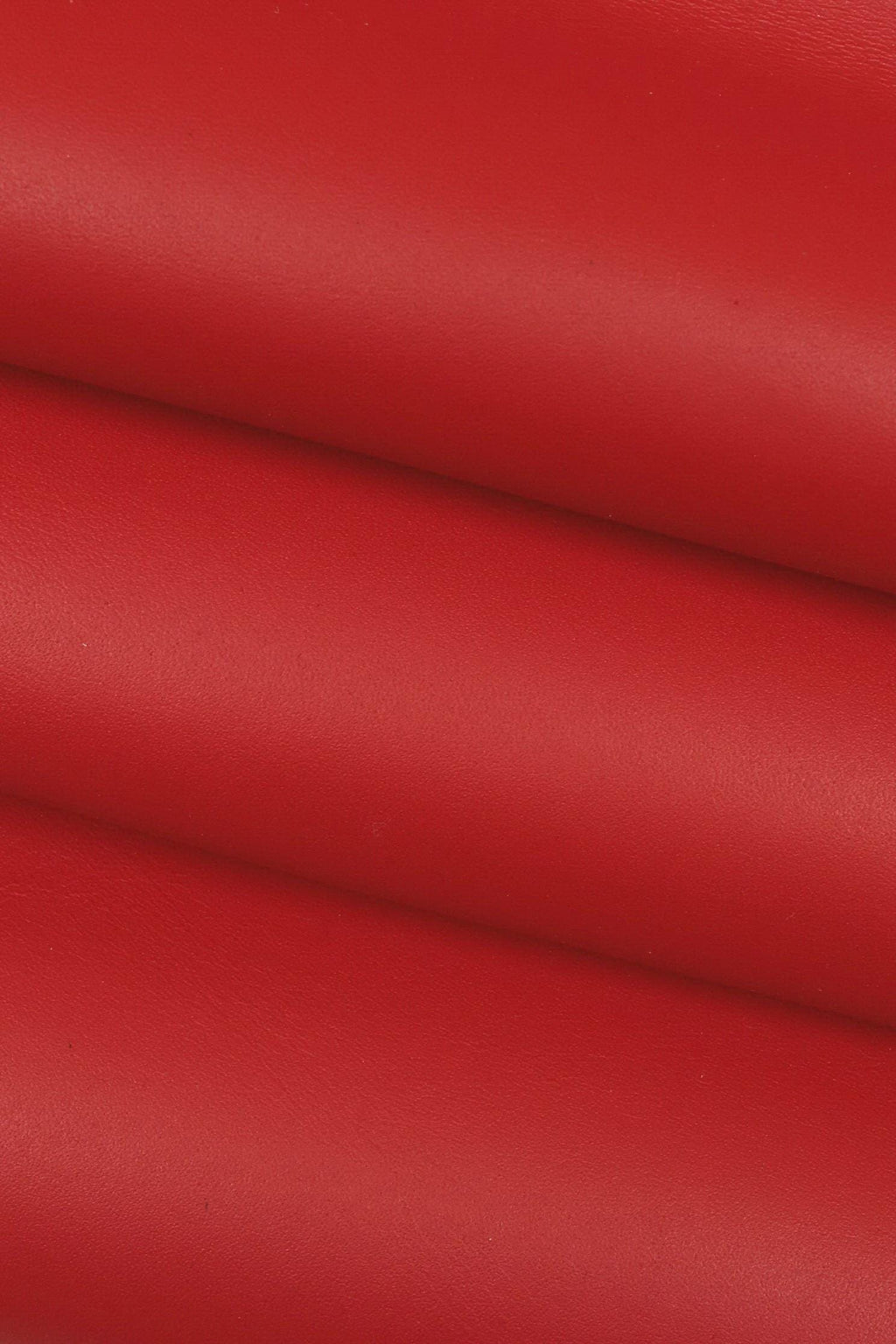 Red SMOOTH leather hide, full grain SOFT cowhide, glossy calfskin 1.2 - 1.4 mm for crafting B18468-TU La Garzarara