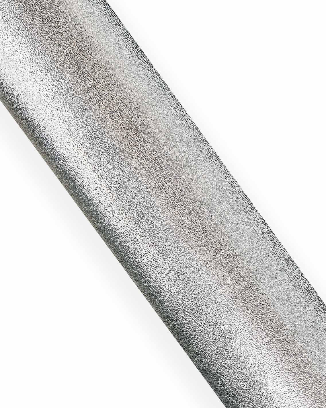 Metallic silver goat leather skin, smooth shiny mirror effect leather, leather hide for light creative surfaces B17841-MT La Garzarara
