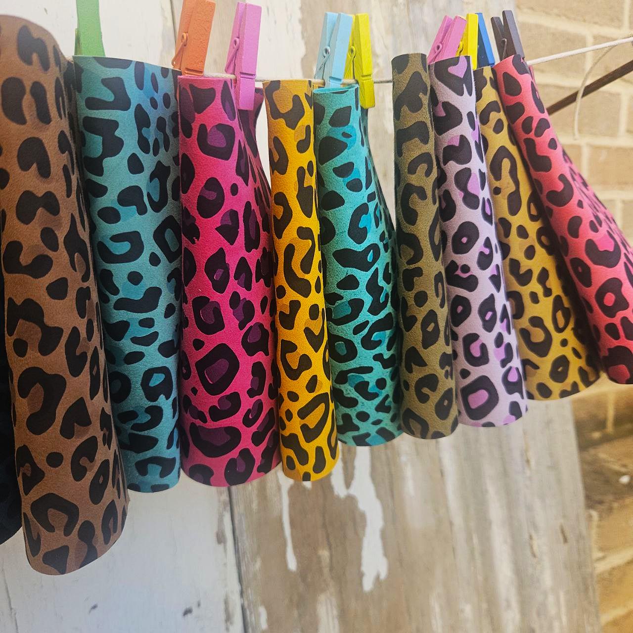 10 Colorful Printed Leather Scraps RANDOM selection, LEOPARD printed leather pieces 6x5" / 15x12 cm RT222