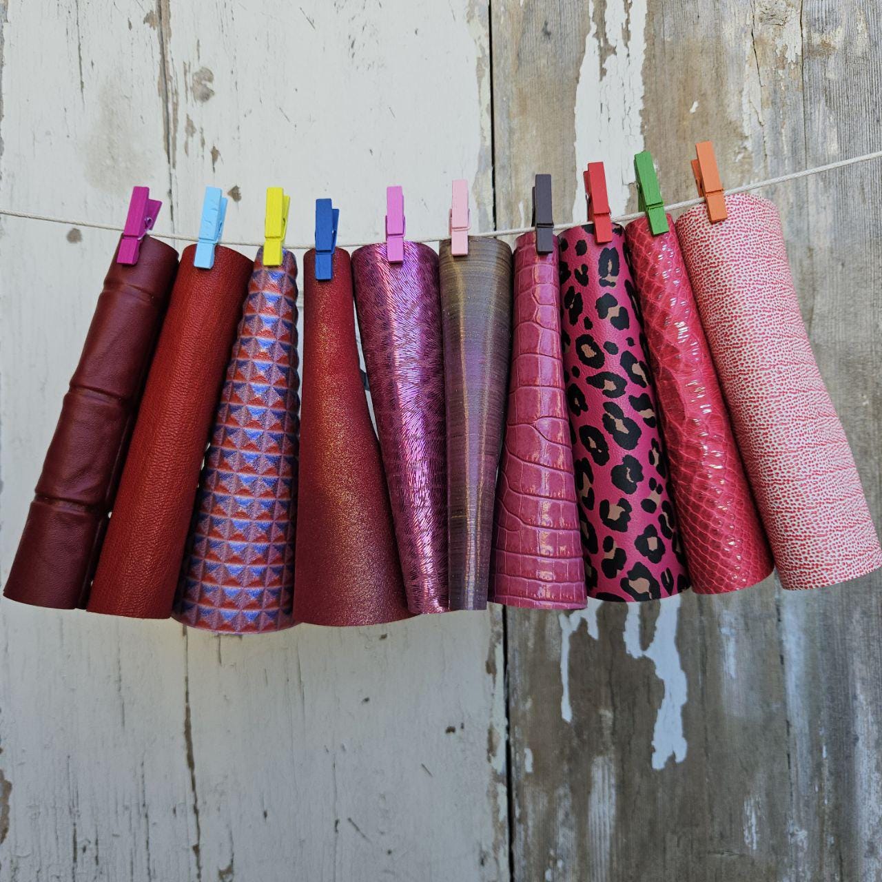 10 Leather Pieces for Crafts, Red Fuchsia Pink Scraps, Small Genuine Leather Offcuts for DIY 6x5" / 15x12 cm RT346