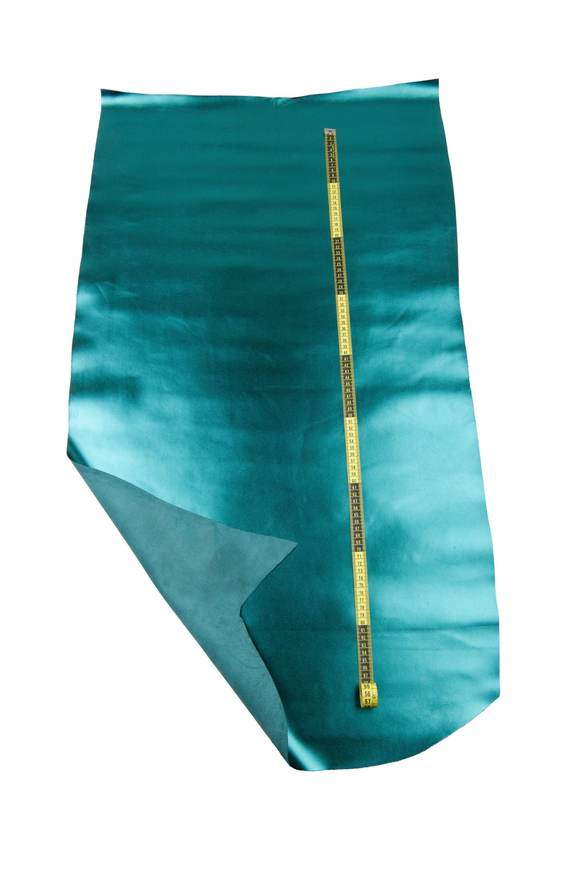 Green METALLIC leather hide, smooth bright SPARKLE cowhide, soft calfskin 1.1 - 1.3 mm for diy projects B18524-MT La Garzarara