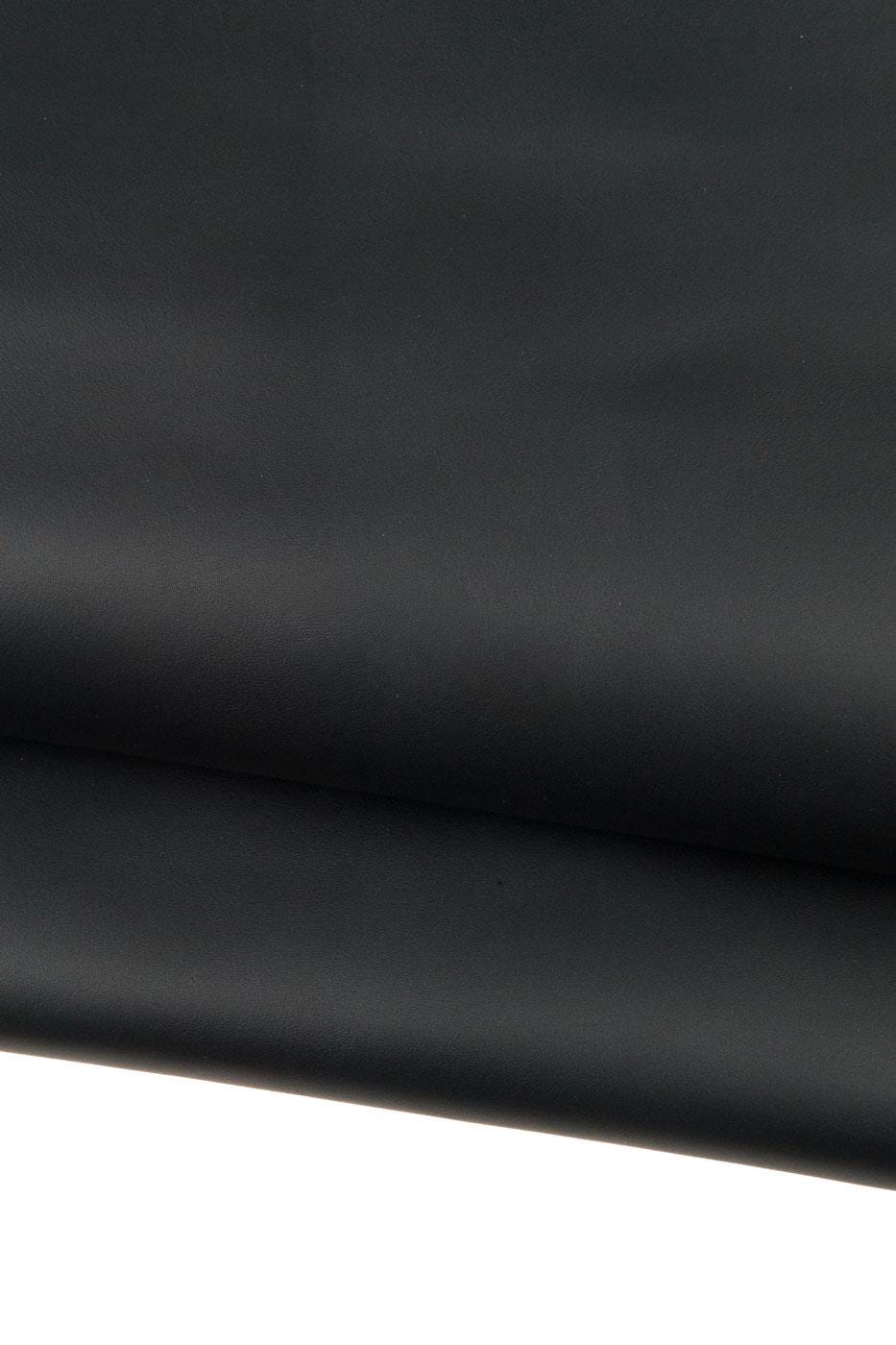 Dark blue SMOOTH leather hide, flat semi stiff cowhide, solid color thick MATT calfskin, 1.2 - 1.4 mm for crafters B18631-TU La Garzarara