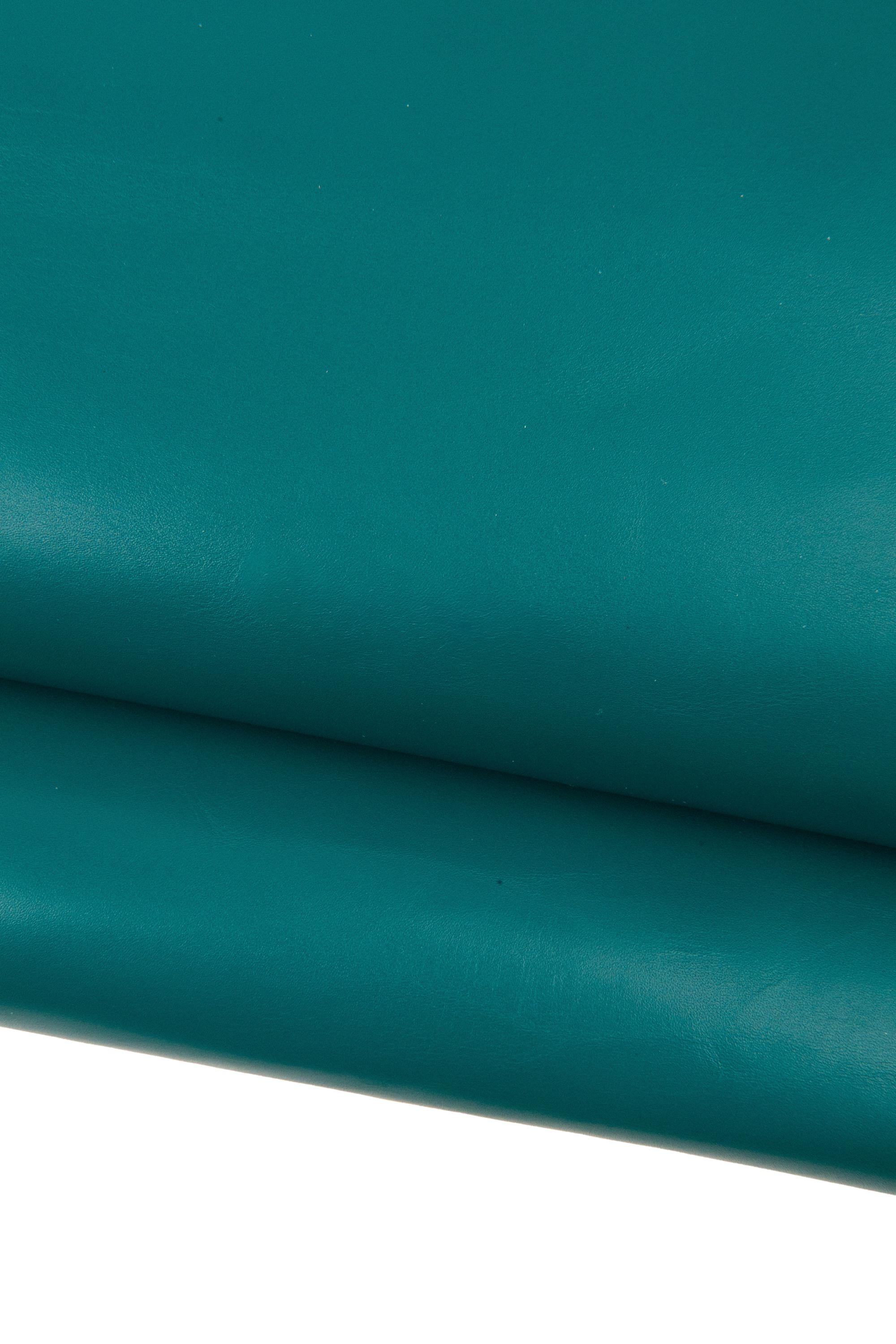 Green SMOOTH leather hide, semi glossy calfskin, solid color genuine cowhide, 1.1 - 1.2 mm for diy projects B18475-TU La Garzarara