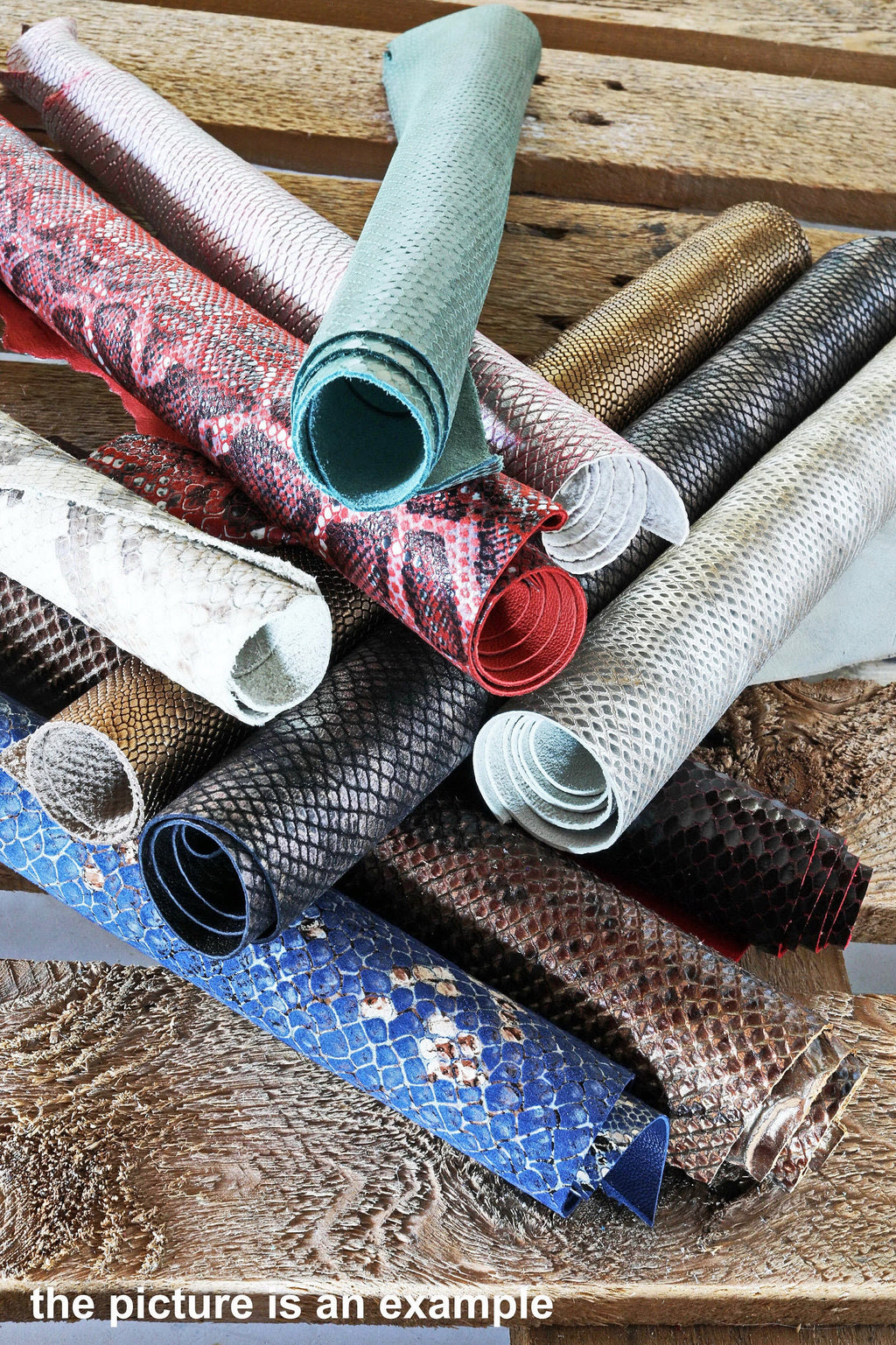 Reptile embossed leather scraps, random reptile pieces ,snake print remnants, mixed colors, smooth and grained 1lbs - 2lbs / 0.5-1 kg B096/B