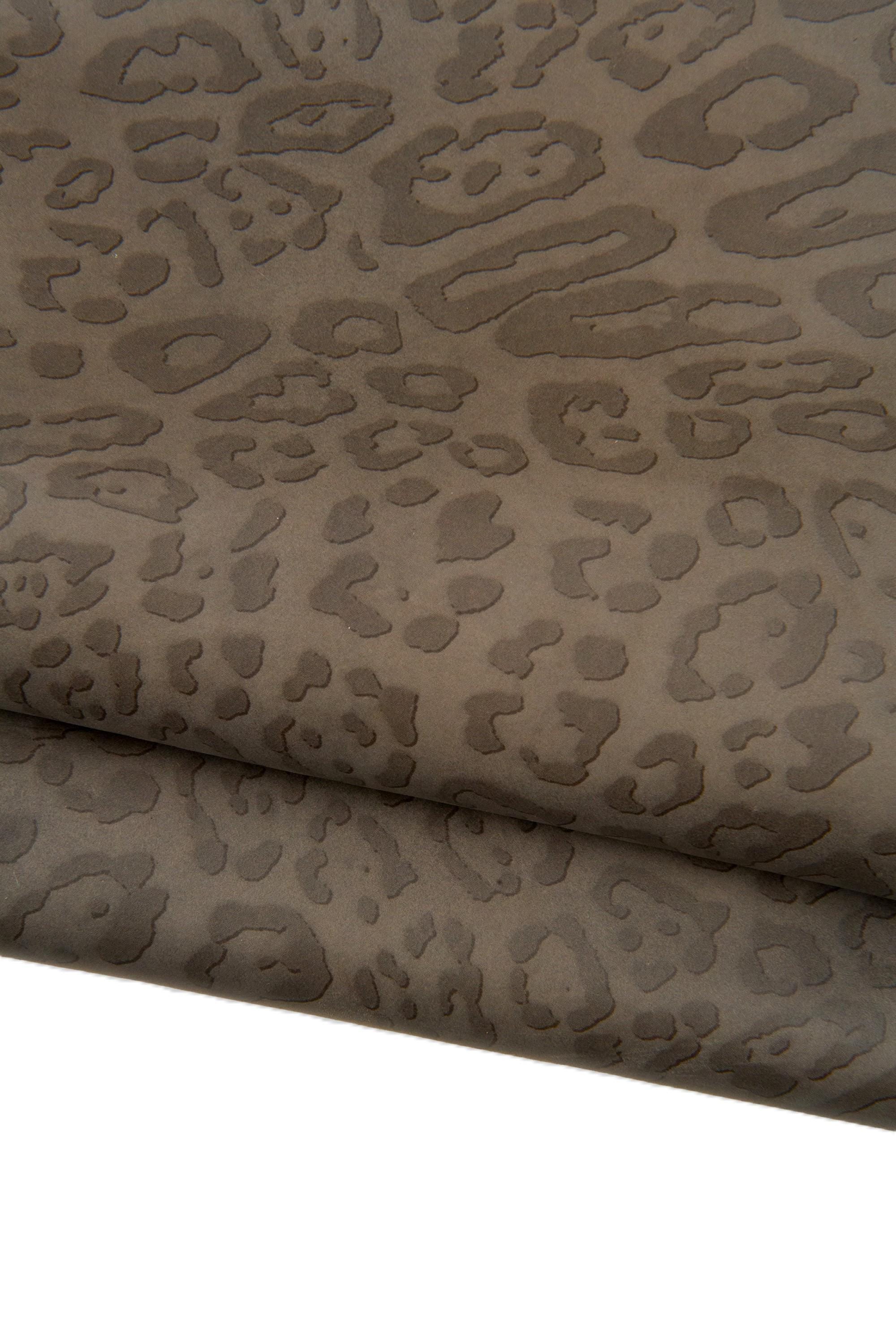 Grey LEOPARD printed leather hide, CHEETAH textured cowhide, animal print on soft calfskin, for diy items B18754-ST La Garzarara