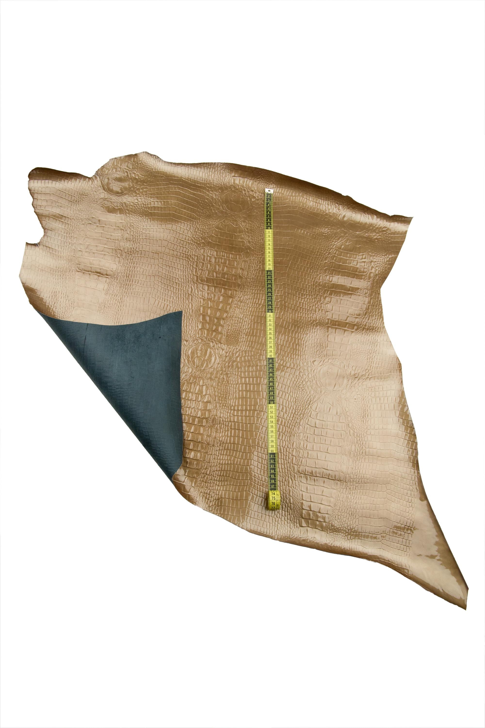 Beige PEARLIZED patent leather hide, CROCODILE embossed calfskin, glossy cowhide for crafters, standard temper B18676-ST