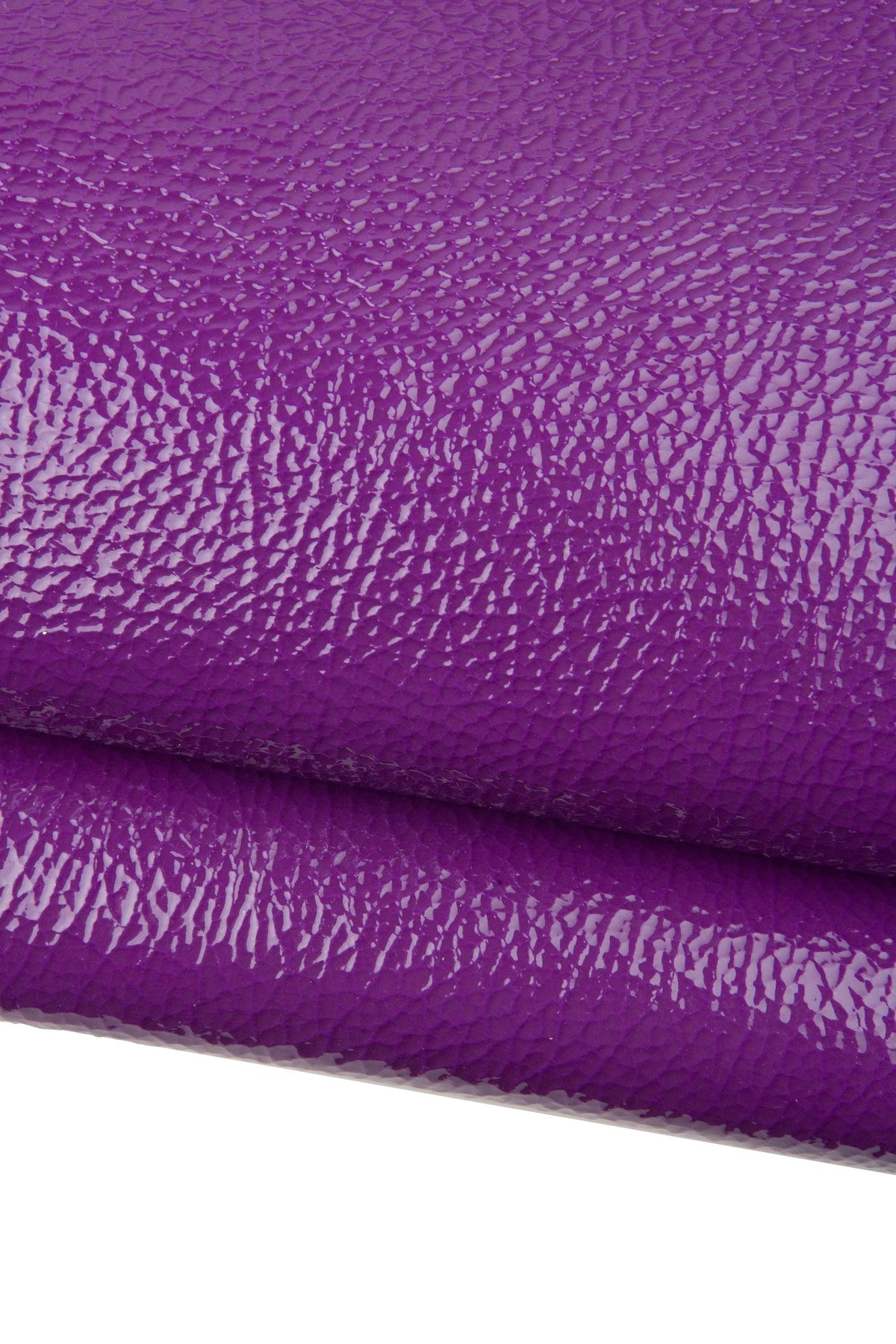Purple PATENT leather hide, platinum DOUBLE SIDED glossy wrinkled calfskin, semi stiff naplack cowhide, 1.6 - 1.8 mm B18600-tu La Garzarara