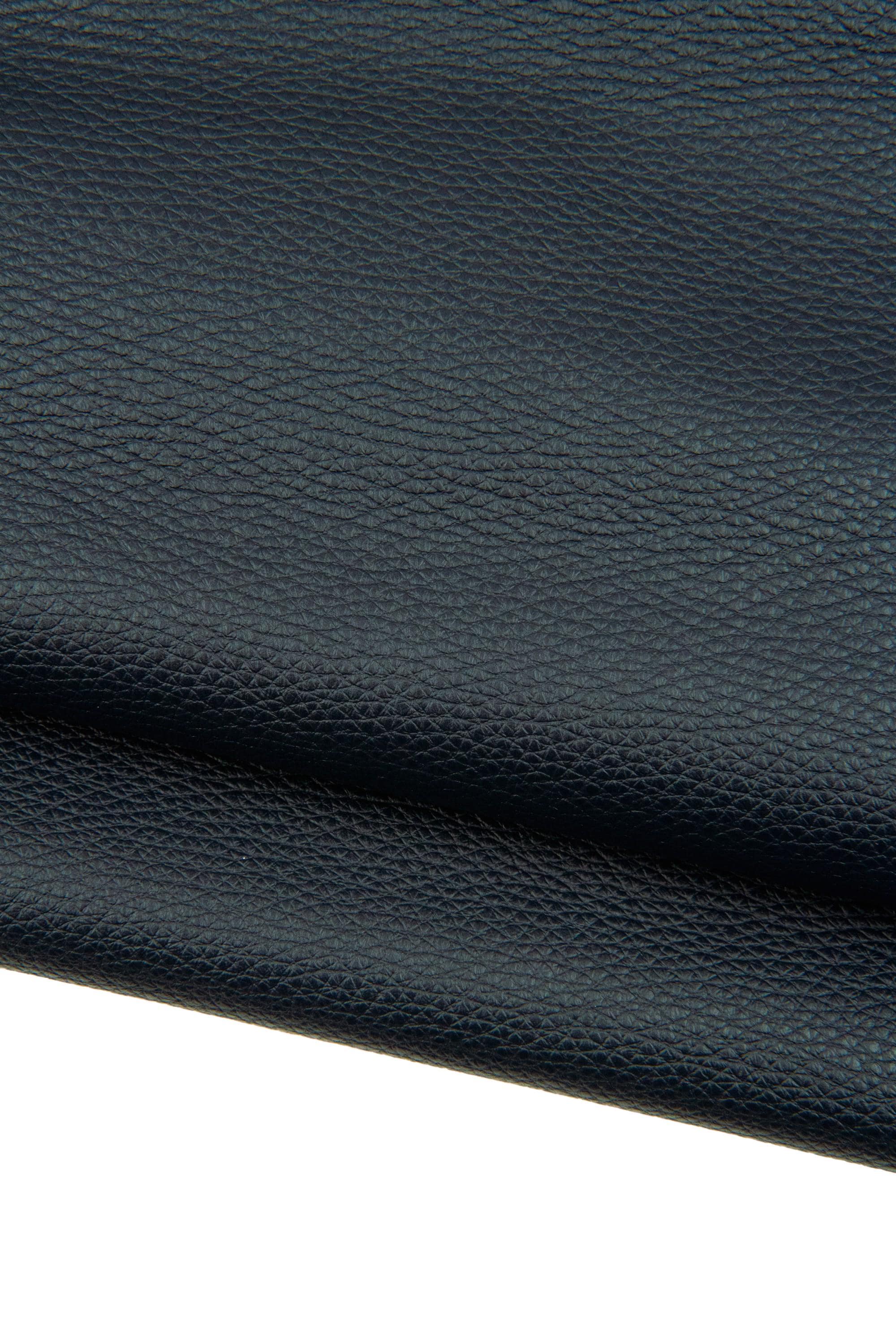 Pebbled dark blue leather SKIN hide, semi glossy navy calf cowhide with fine grain 1.3–1.5 mm for bags B18630-TU La Garzarara