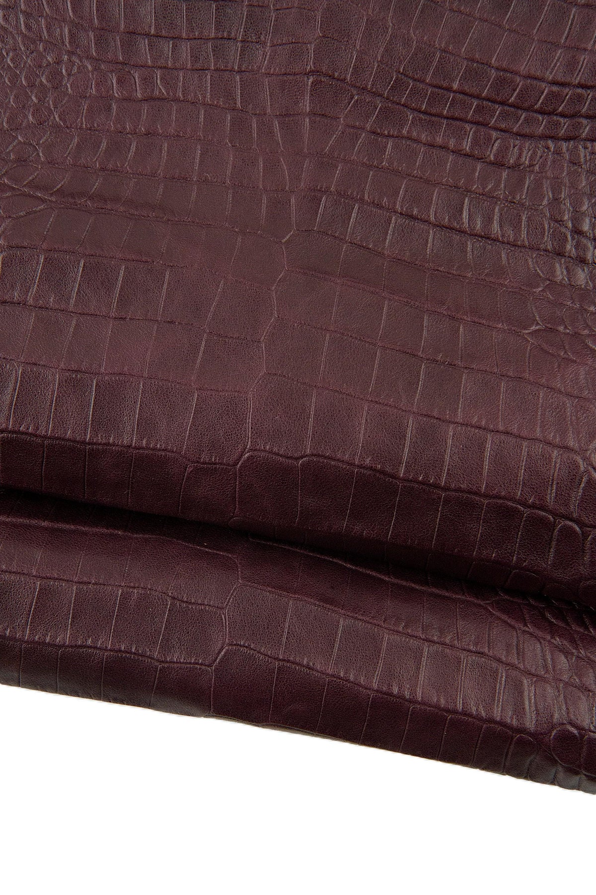 Burgundy CROCODILE embossed leather hide, alligator print on cowhide, glossy soft croc for crafting B18957-ST La Garzarara