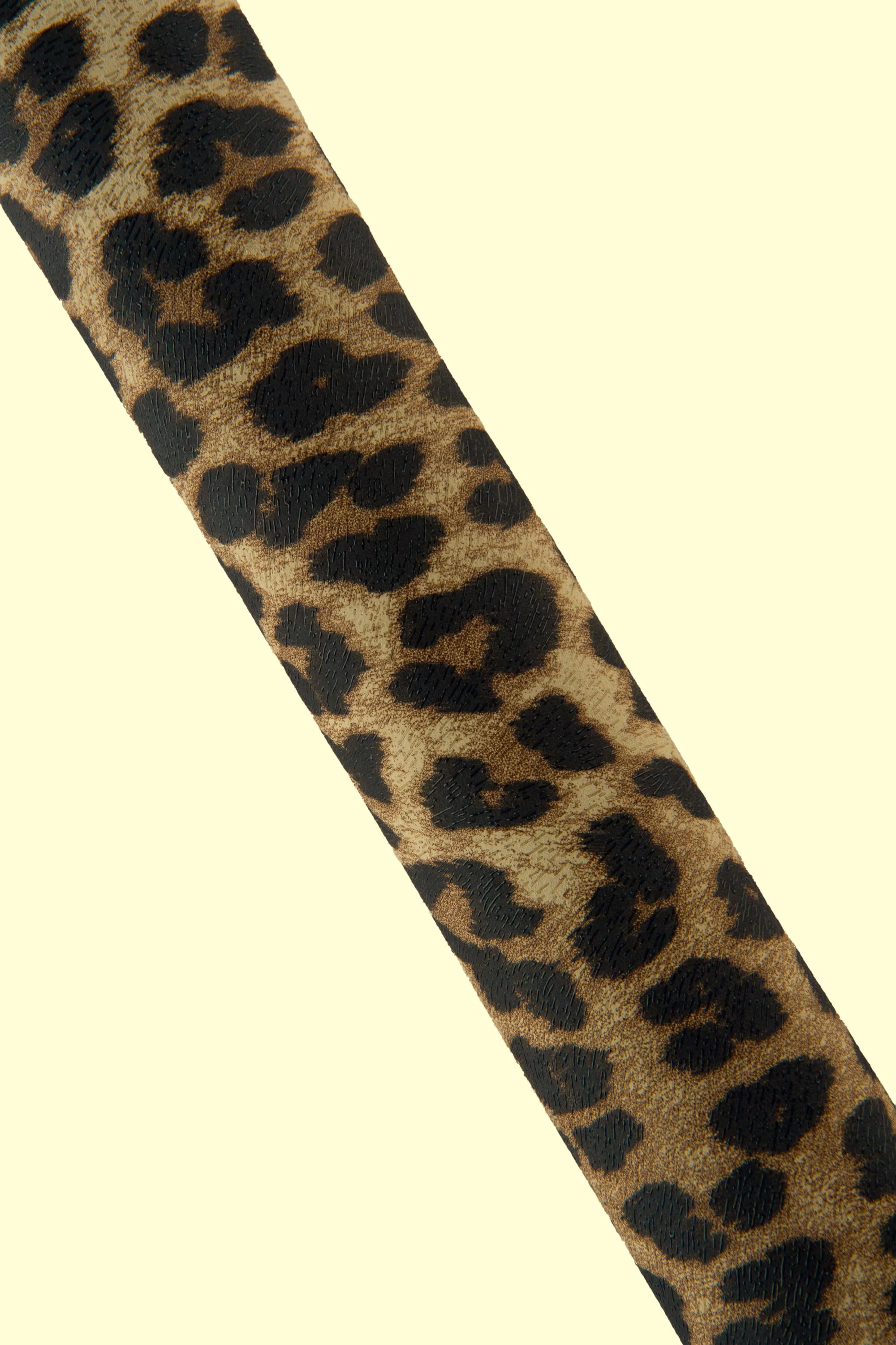 LEOPARD textured leather skin, brown - black CHEETAH printed goatskin, animal pattern on soft matt hide B19208-ST La Garzarara