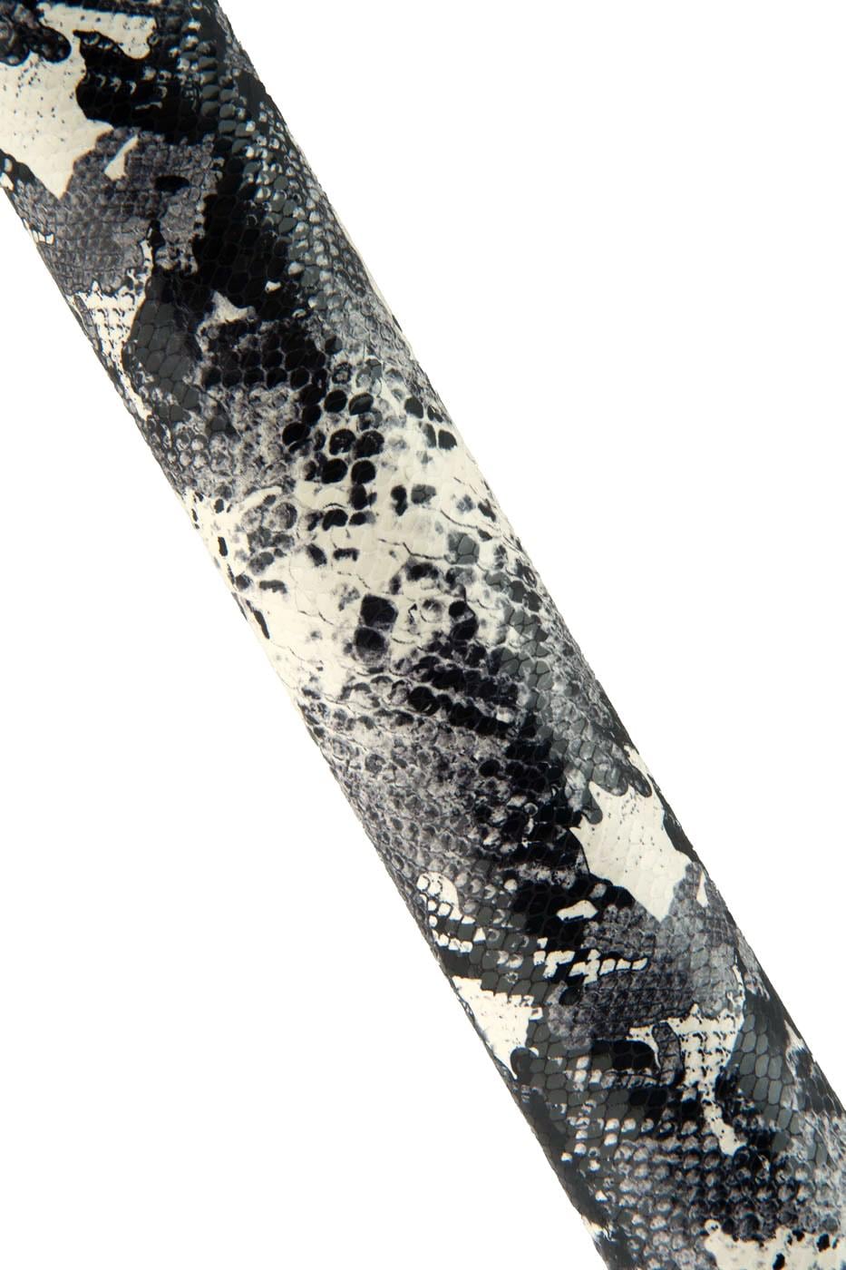 Snakeskin printed leather skin, black & white snake textured, PYTHON pattern on goatskin hide, 0.6 - 0.9 mm B19283-ST La Garzarara