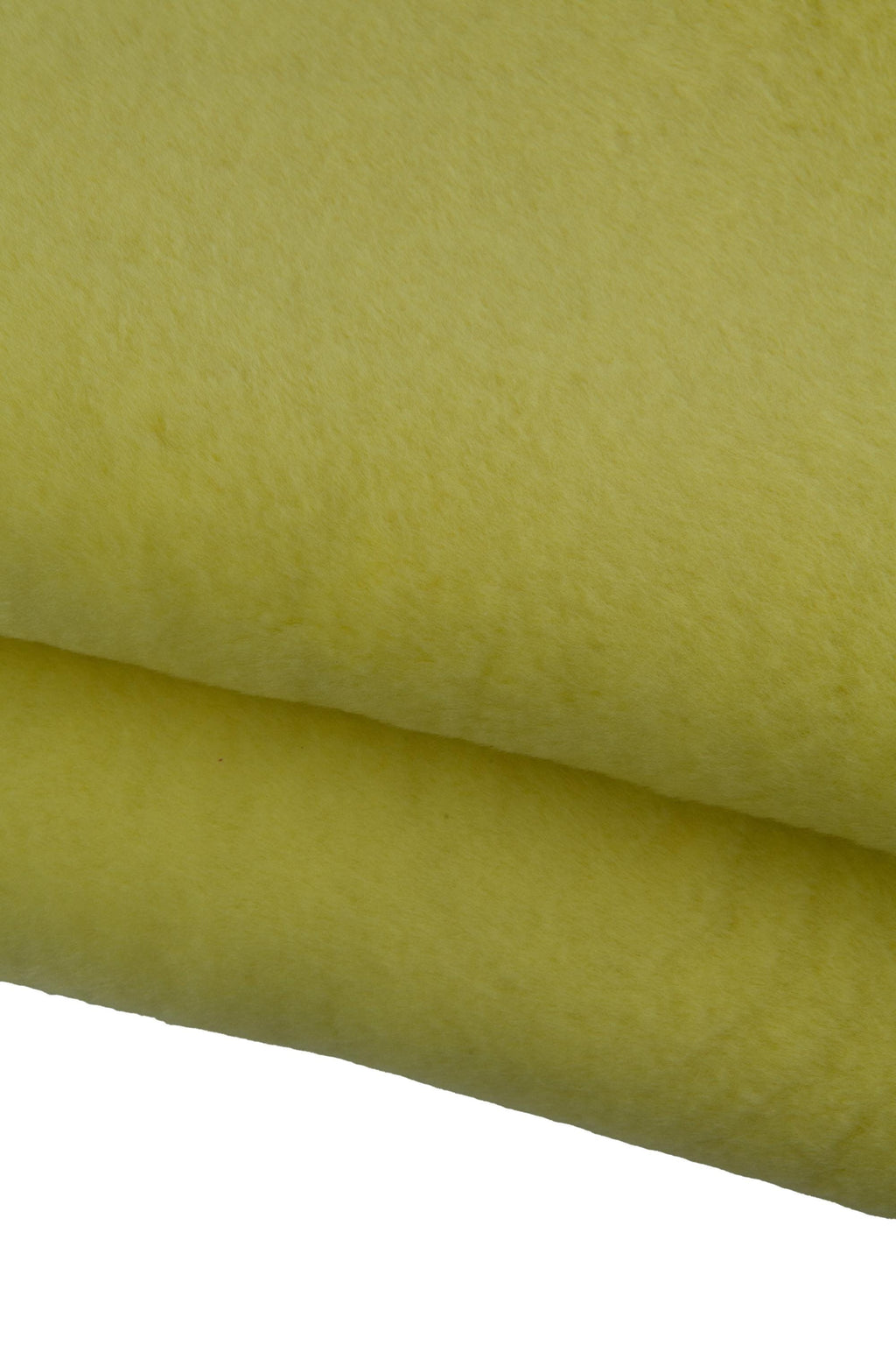Yellow hair on sheepskin lambskin, SHEARLING fur hairy sheep, soft leather, streight hair, back matched to a white cotton fabric B19370-MNT