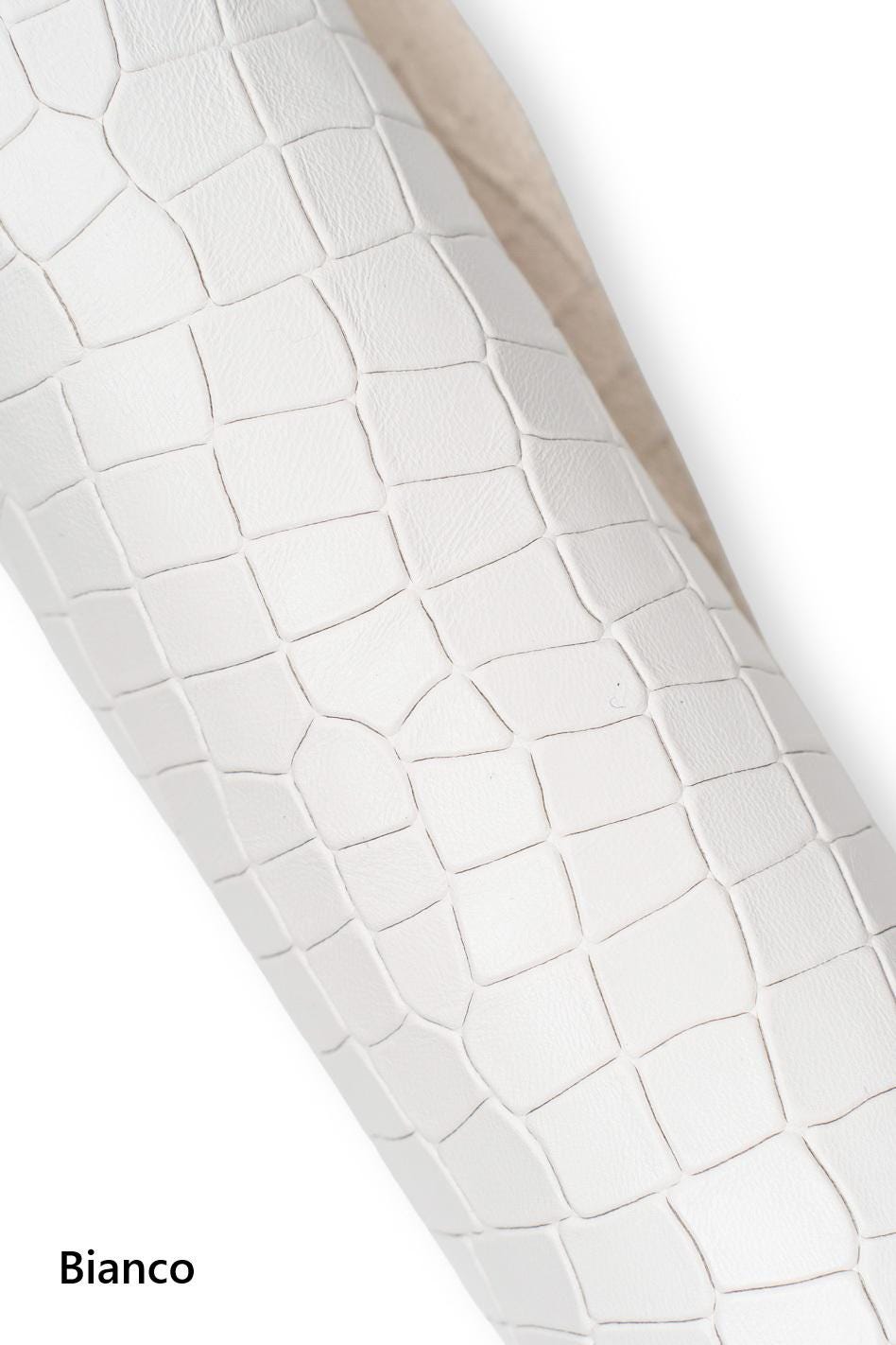 Matte Crocodile Print Leather skins, embossed crocodile hide, alligator sheepskin, soft croc lambskin 0.6 - 0.8 mm B19147-ST La Garzarara