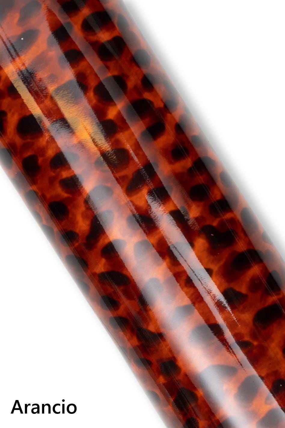 LEOPARD textured PATENT leather skin, animal printed goatskin, cheetah pattern on glossy hide, ideal for diy projects B19256-ST La Garzarara