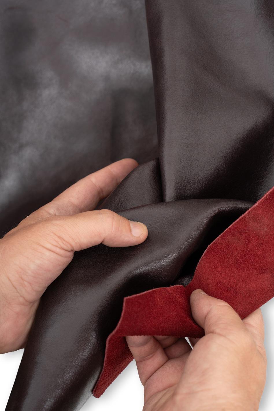 Burgundy GLOSSY leather hide, sporty SMOOTH cowhide, soft calfskin 1.1 - 1.2 mm for crafting creations B19582-TU La Garzarara