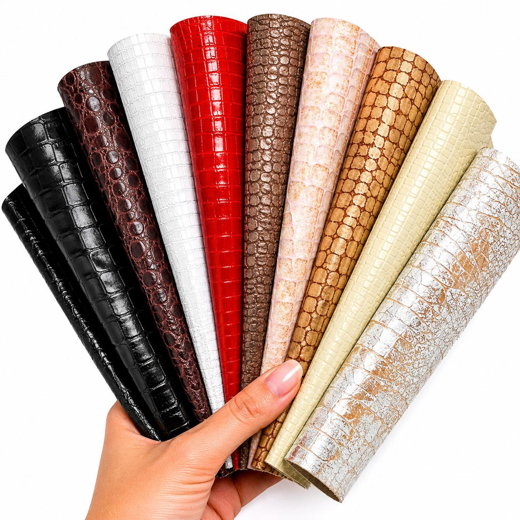 CROCODILE leather scraps, mix croc offcuts, renmants embossed reptile pattern, renmants exotic print for accessories B097 La Garzarara
