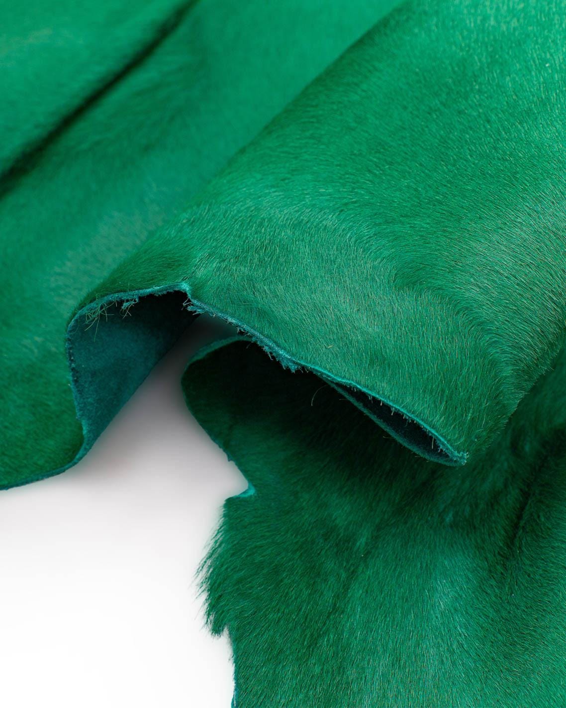 Emerald green solid color HAIR ON leather hide, short hair pony CALFSKIN, soft cowhide for diy projects B19005-cv La Garzarara