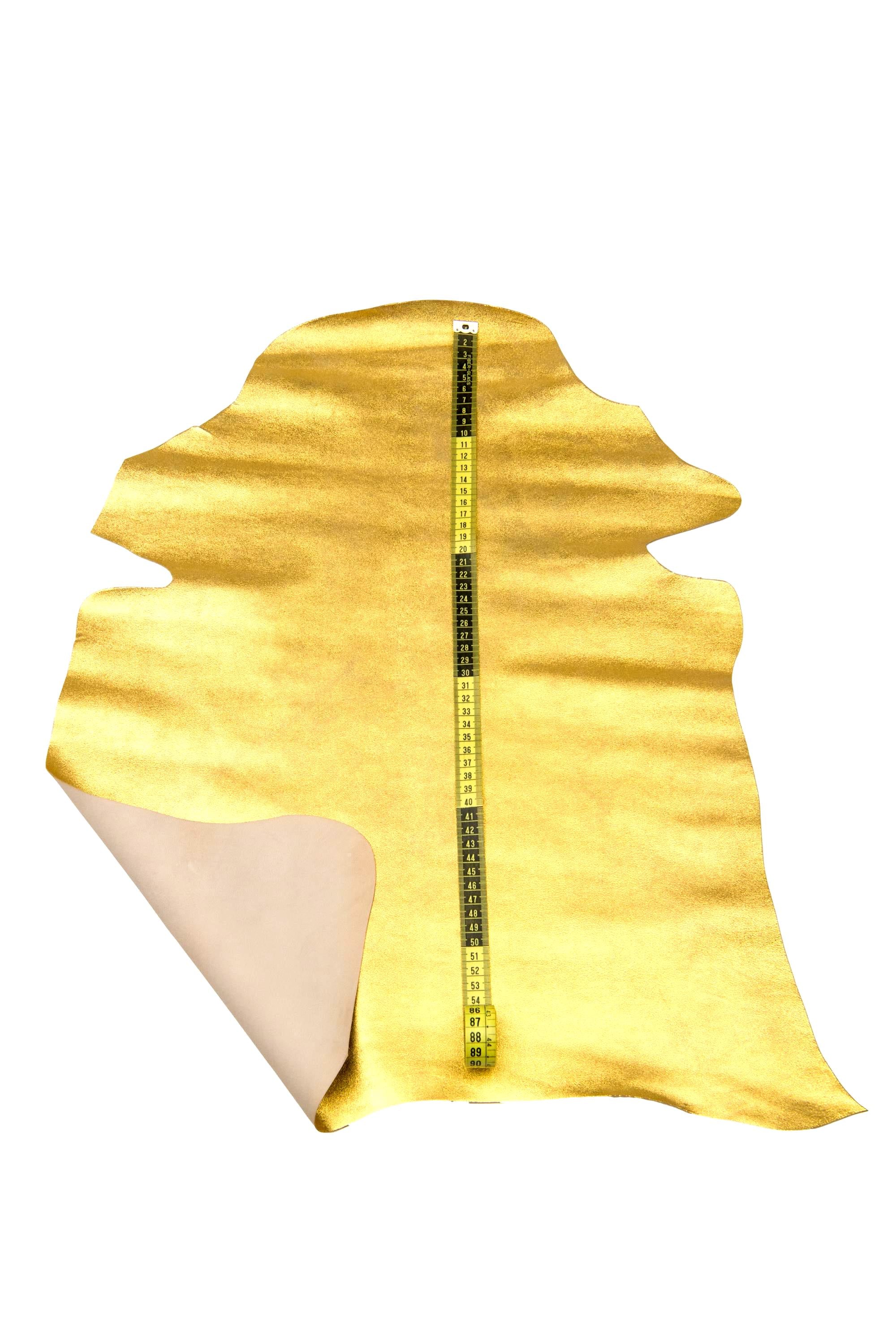 Gold metallic leather skin – glossy laminated goatskin leather hide, dusty soft finish for bags and jewelry – B16969-MT La Garzarara