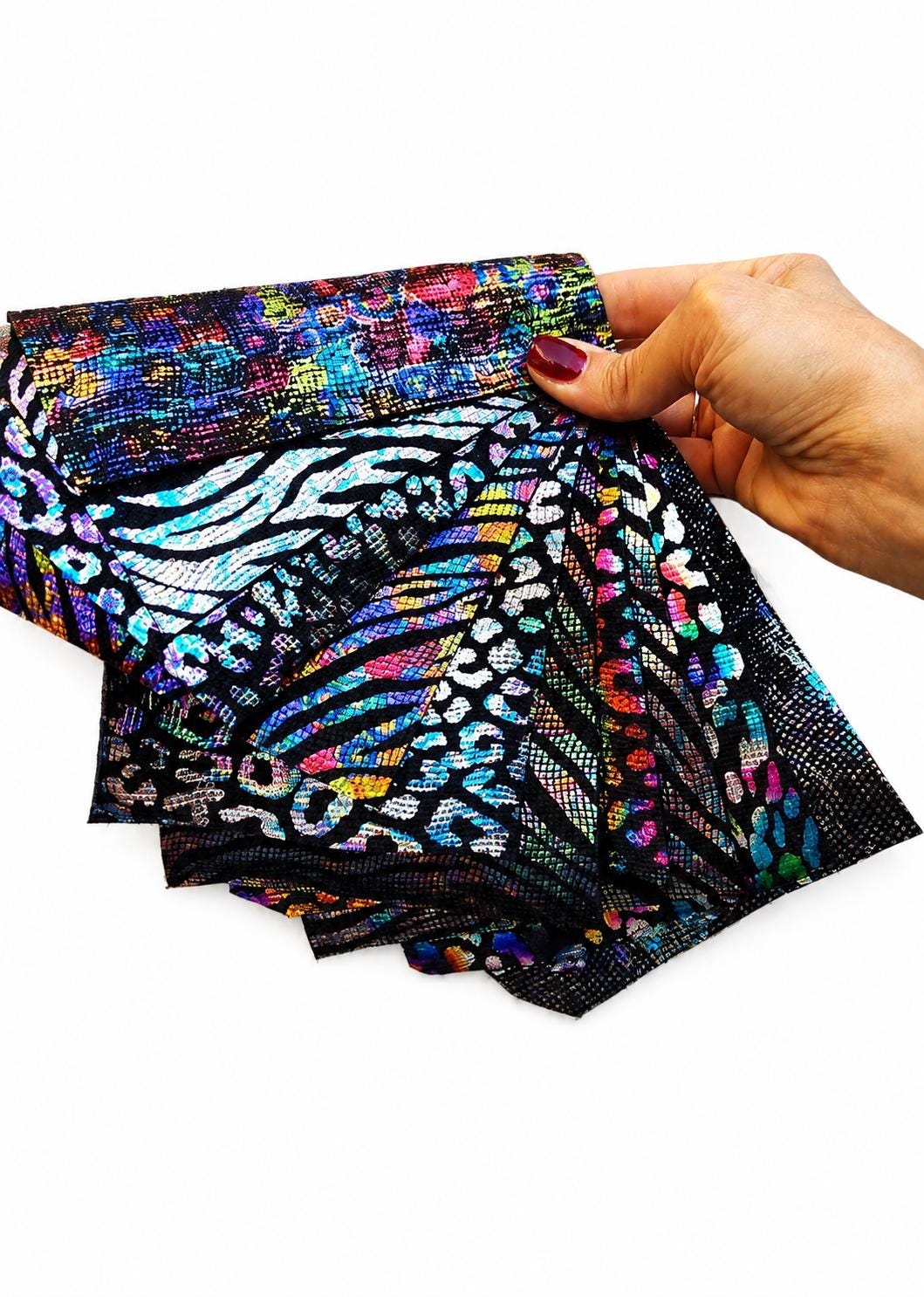 Rainbow Holo Leather Scraps, Holographic Prism Iridescent Leather Pieces, Metallic animal print Offcuts for Crafts RT18/B La Garzarara