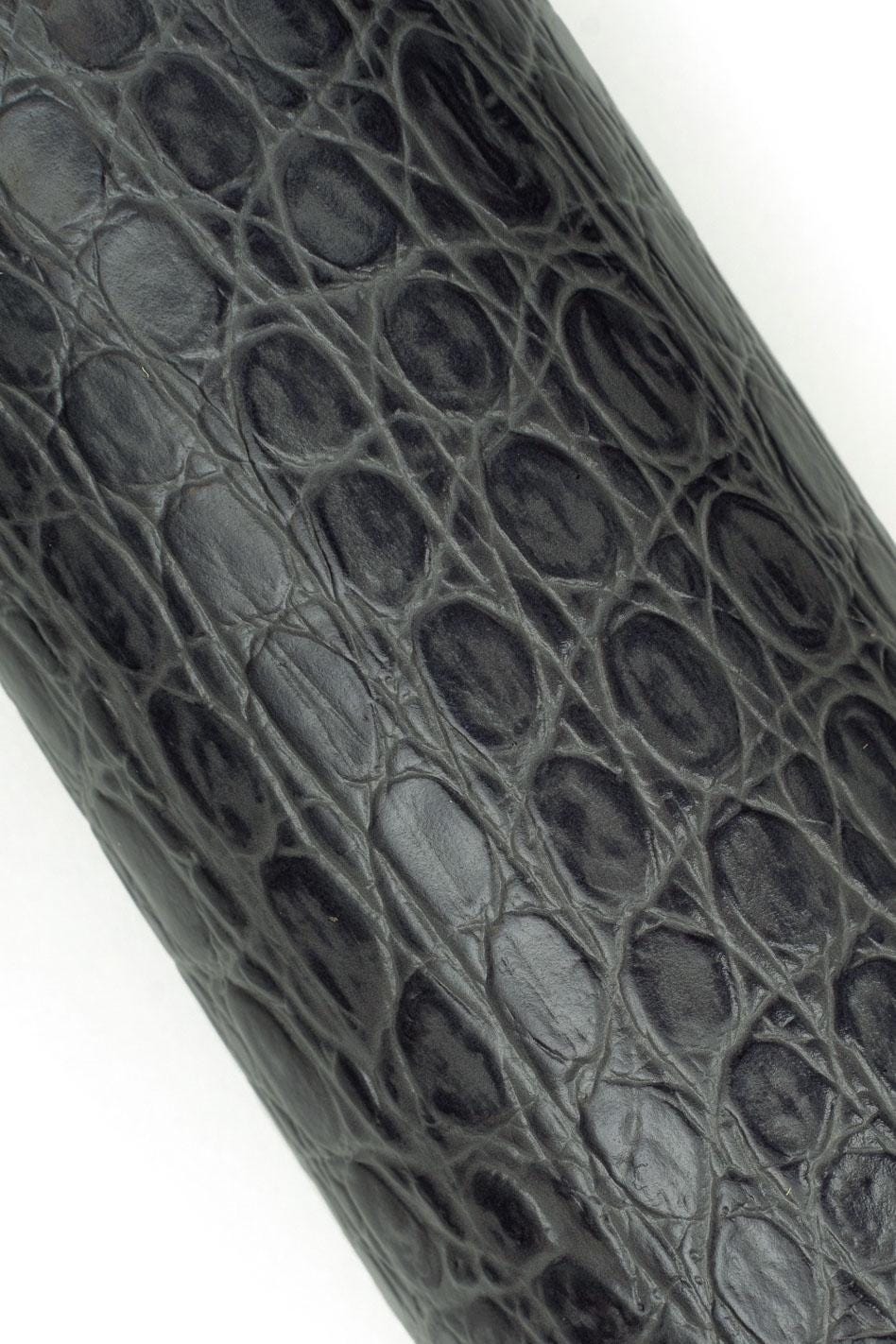 Grey CROCODILE embossed leather hide, alligator printed glossy cowhide, animal pattern on calfskin, for crafters B19609-ST La Garzarara
