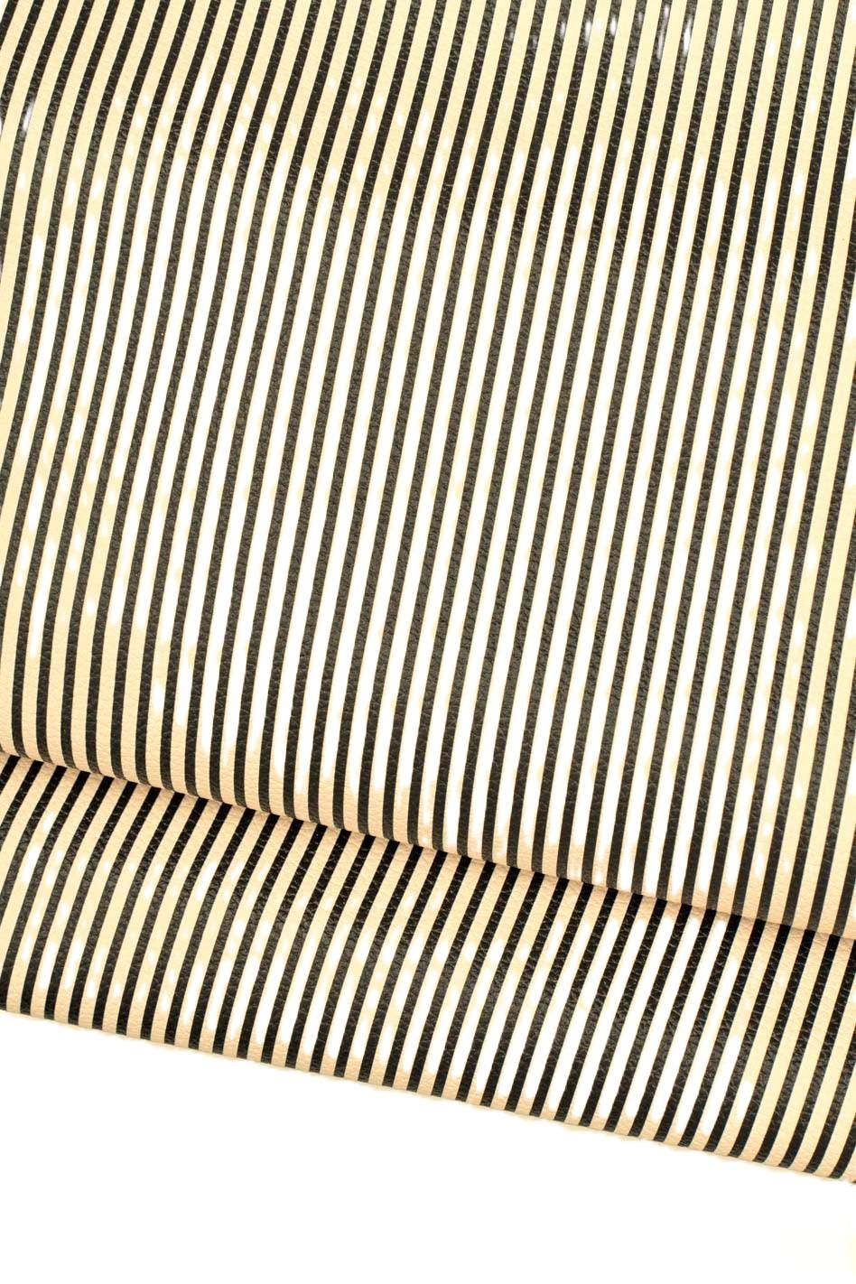 Black - white STRIPED leather hide, textured MATT cowhide, sporty calfskin for diy projects, standard temper B18807-ST La Garzarara