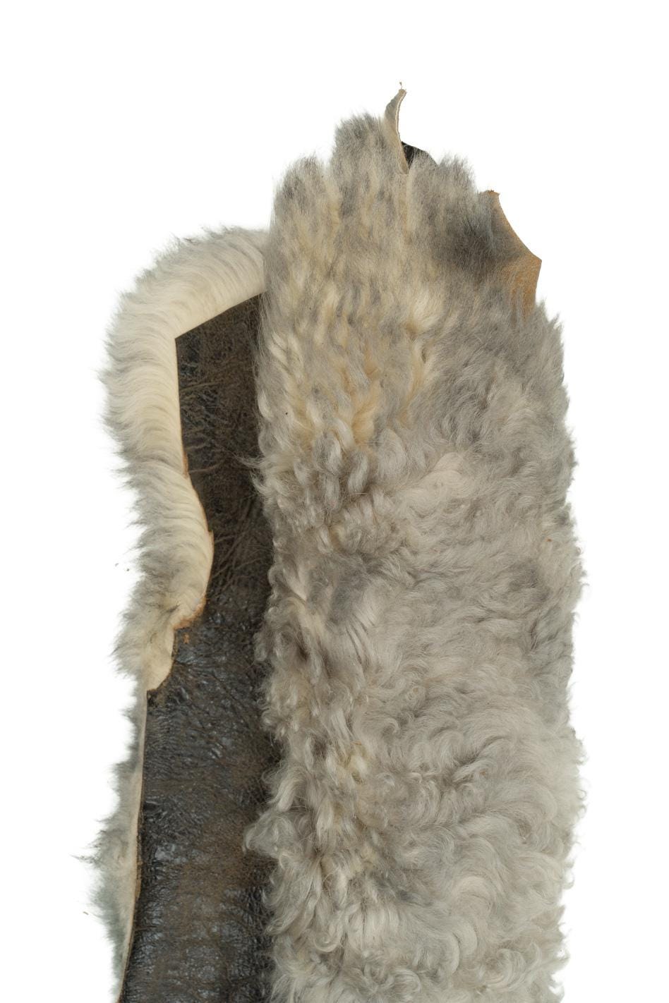 Grey/white SHEARLING hairy SHEEPSKIN, wool-on leather - , soft material - straight long hair B19634-MNT La Garzarara