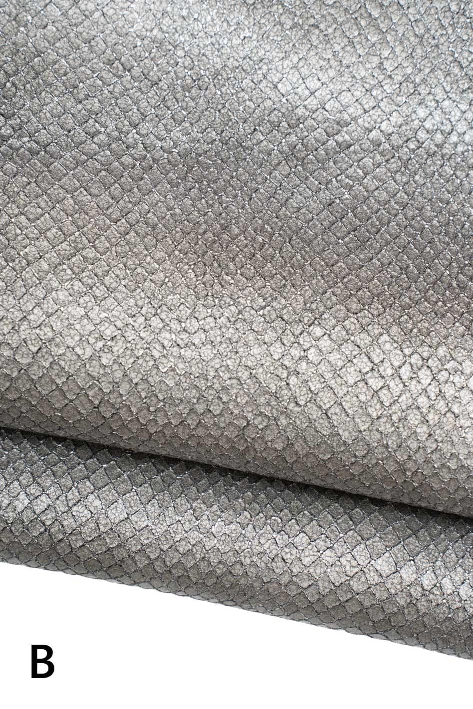 METALLIC REPTILE printed leather skins, python pattern on crackle textured goatskins, in different tones B19621-MT(st) La Garzarara