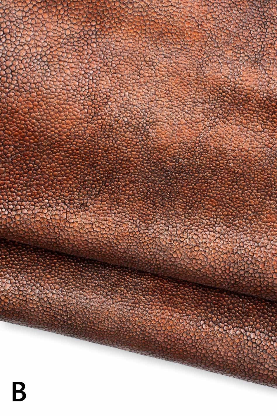 METALLIC RAY printed leather skins, soft bright animal textured goatskins, available in different colors B19618-MT(st) La Garzarara