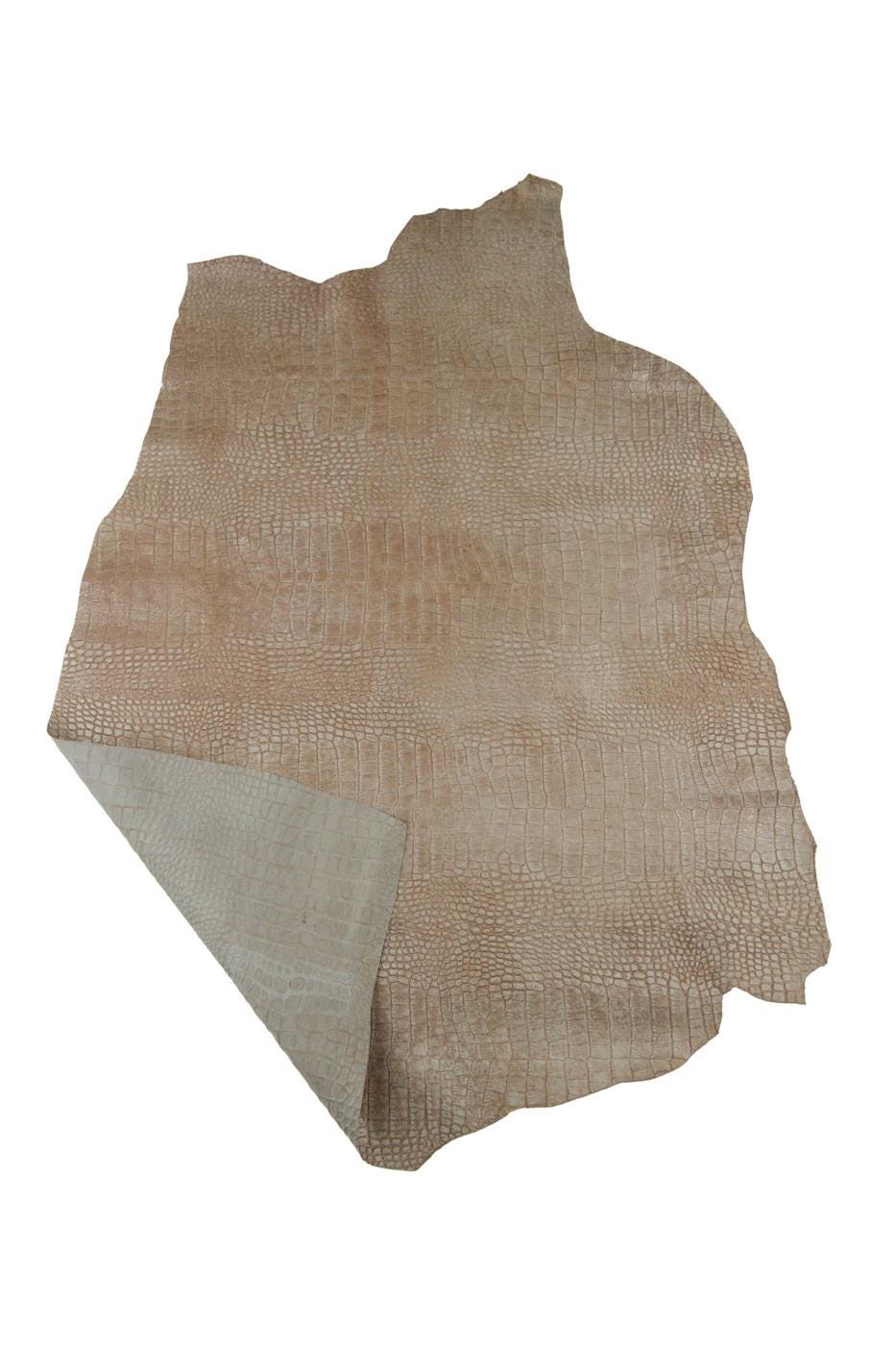 Beige CROCODILE embossed leather skin, alligator printed goatskin with silver GLITTER B19312-ST La Garzarara