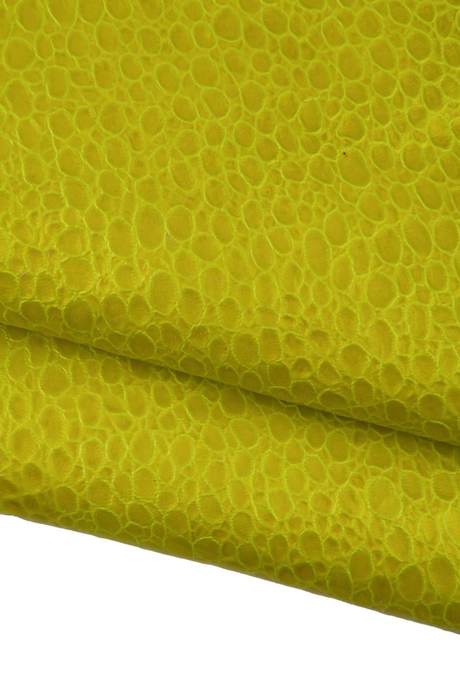 Yellow CROCODILE embossed leather skin, alligator printed PATENT goatskin, glossy soft material for crafters B19405-ST La Garzarara