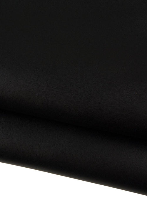Black NAPPA sheepskin, semi glossy super SOFT leather skin, lambskin for garments, shoes, bags 0.8 - 1.0 mm B19361-TB La Garzarara