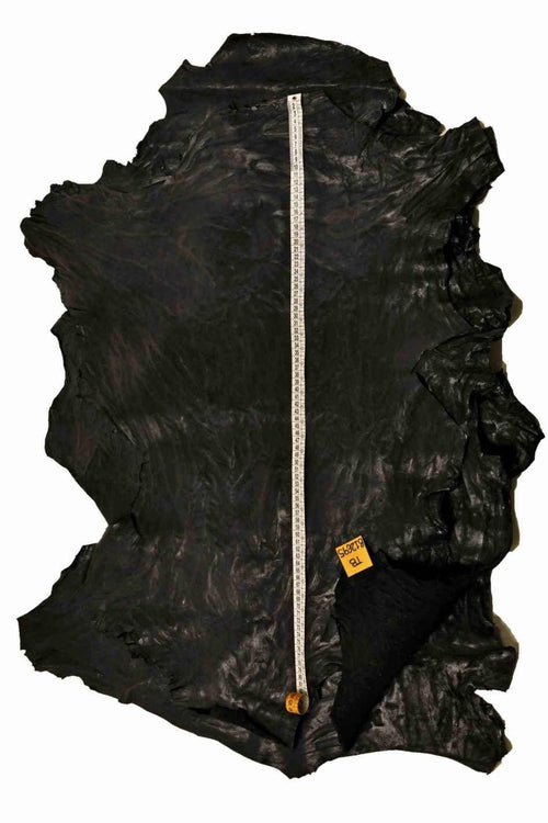Black sheepskin leather, WASHED, VEGETABLE tanned leather skin, natural soft wrinkled genuine hide, for crafting B19858-TB La Garzarara