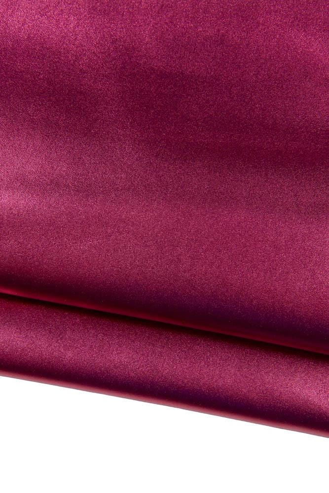 Red METALLIC SMOOTH lambskin, premium quality glazed leather skin, soft sheepskin perfect for diy projects B16950-MT La Garzarara