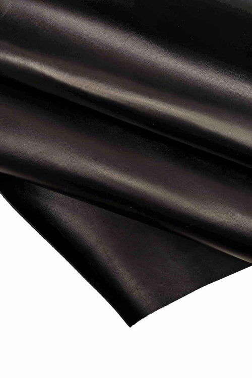 Black SMOOTH GLOSSY leather hide, genuine italian cowhide, ideal for crafts B16203-TB La Garzarara