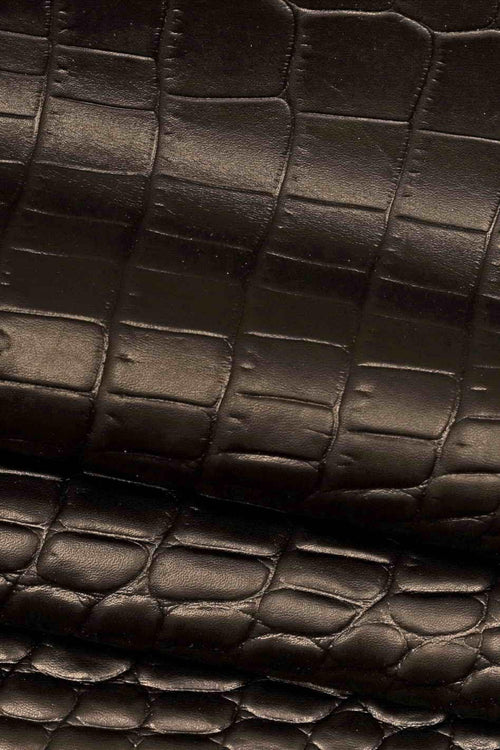 BLACK CROCODILE embossed leather hide, alligator pattern on matt cowhide, soft printed calfskin 0.7 - 0.8 mm B16272-TB La Garzarara