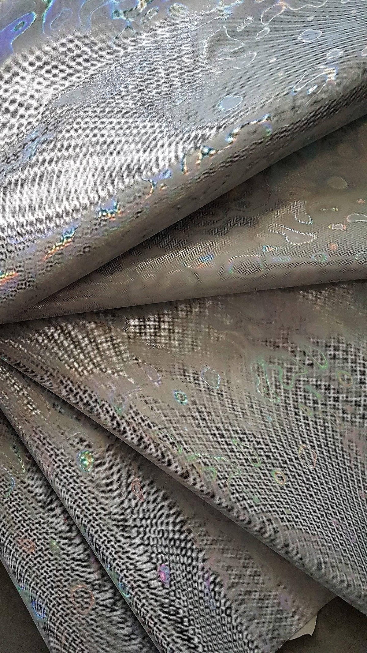 Silver HOLOGRAPHIC leather skin, IRIDESCENT metallic suede goatskin, perfect for hobbists B17090-MT(st) La Garzarara