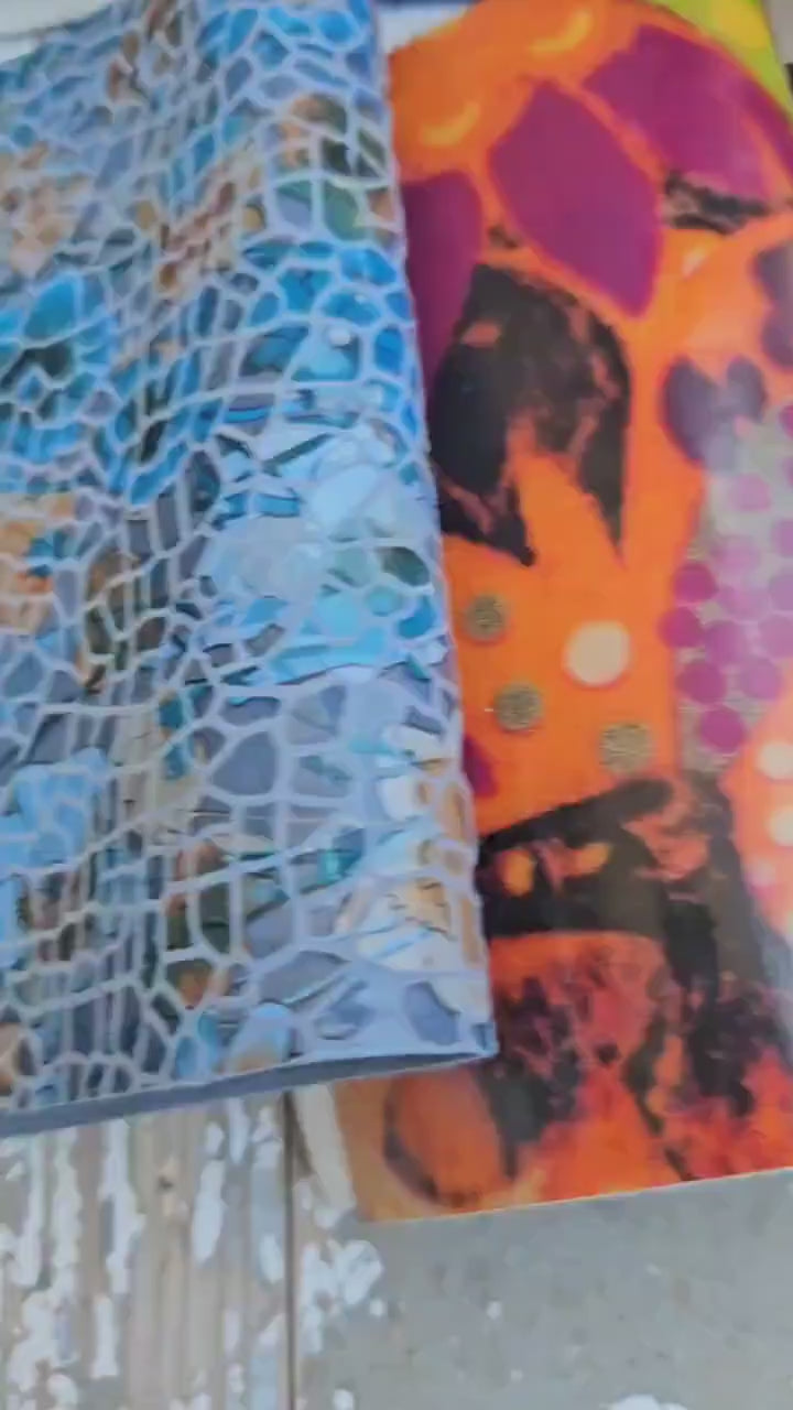 Flower Print Leather Pieces, Floral Pattern Scraps, Metallic and Colorful Offcuts for Earrings and Accessories  RT327  La Garzarara
